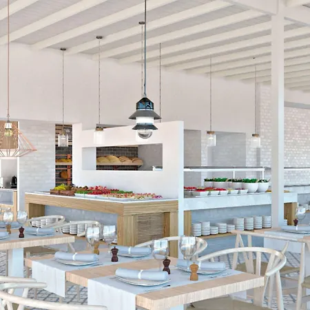 Bluesea Alyssa Hotel 4*